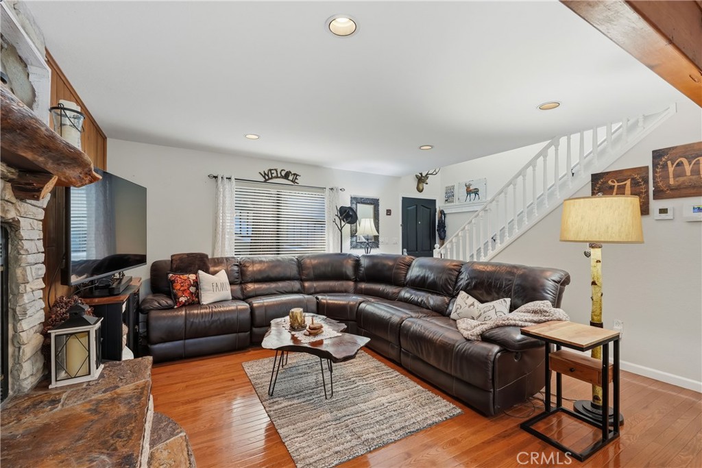 26216 Lake Forest
