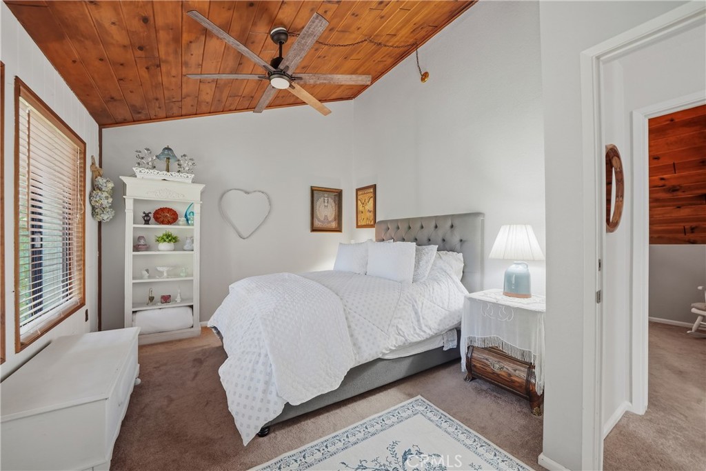 26216 Lake Forest