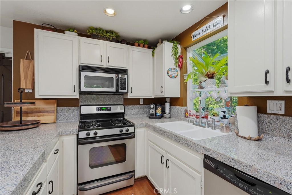 26216 Lake Forest