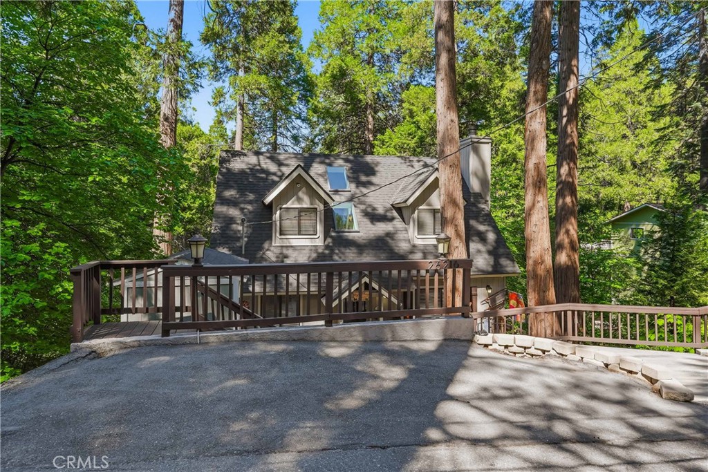 26216 Lake Forest