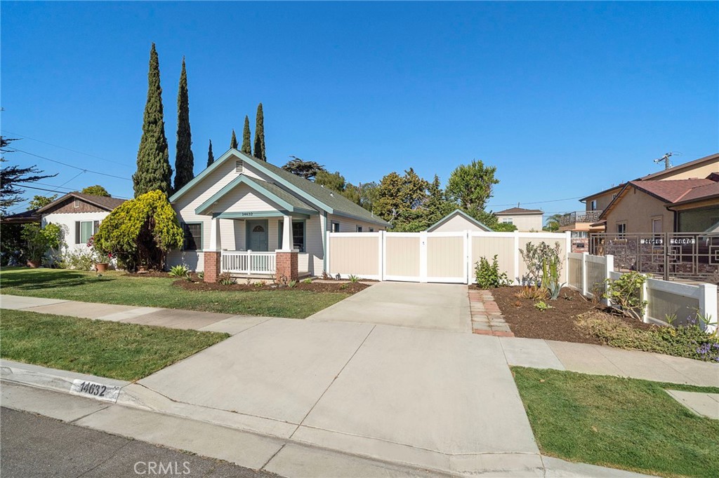 14632 Jackson