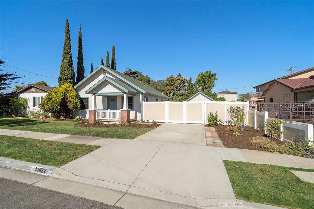 14632 Jackson
