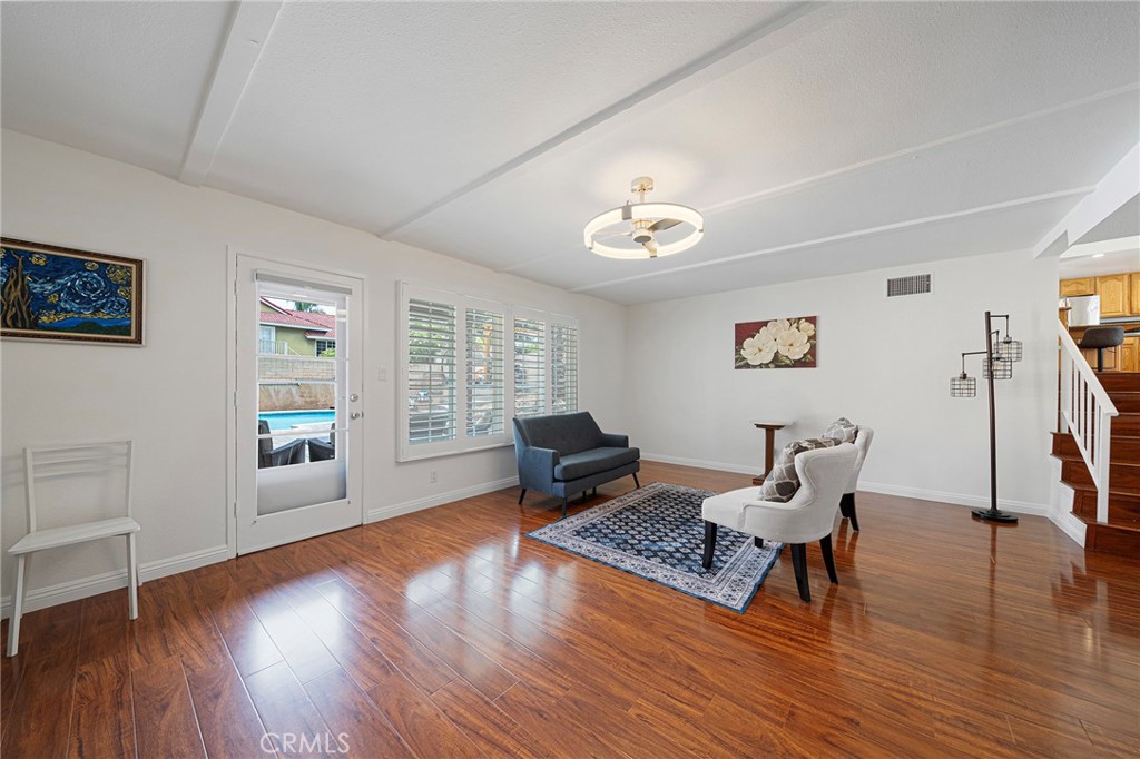1305 Wickford