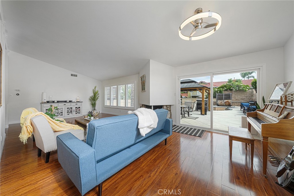 1305 Wickford