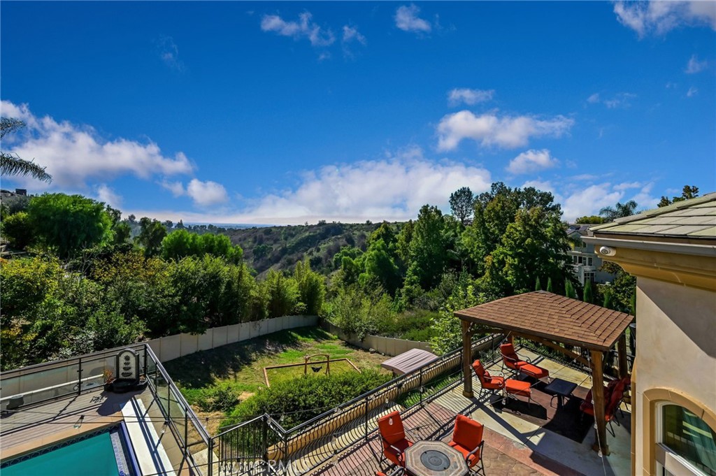 16186 PETERSON Drive