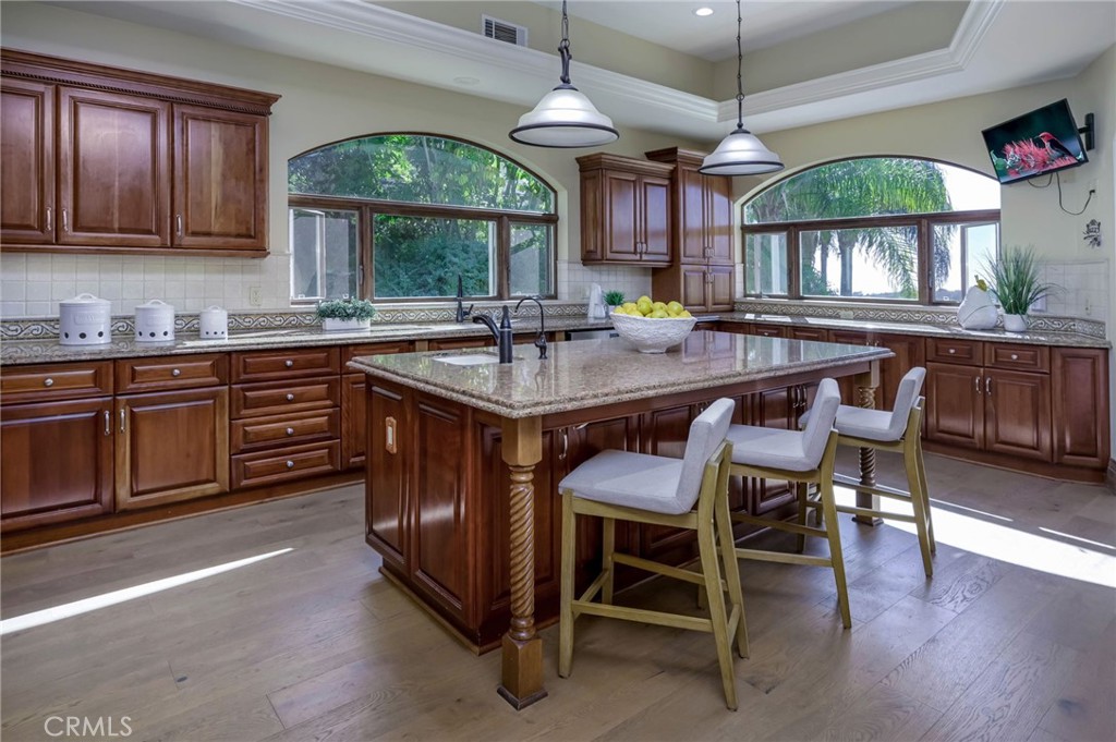 16186 PETERSON Drive