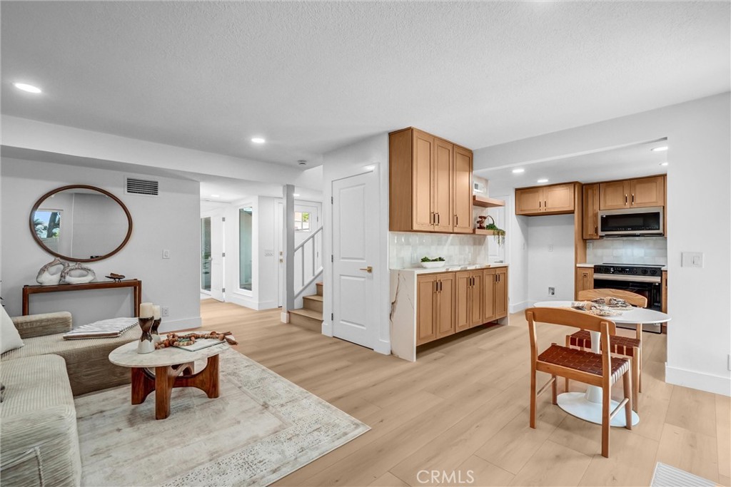 6604 Kameha Circle