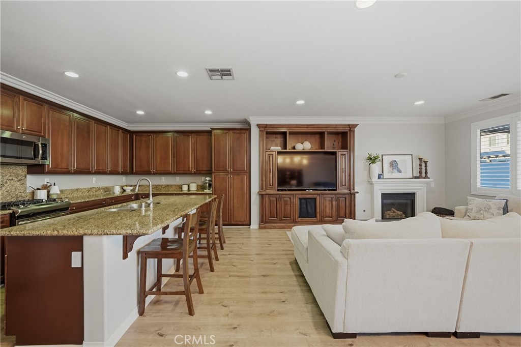 6704 Bull Thistle Court