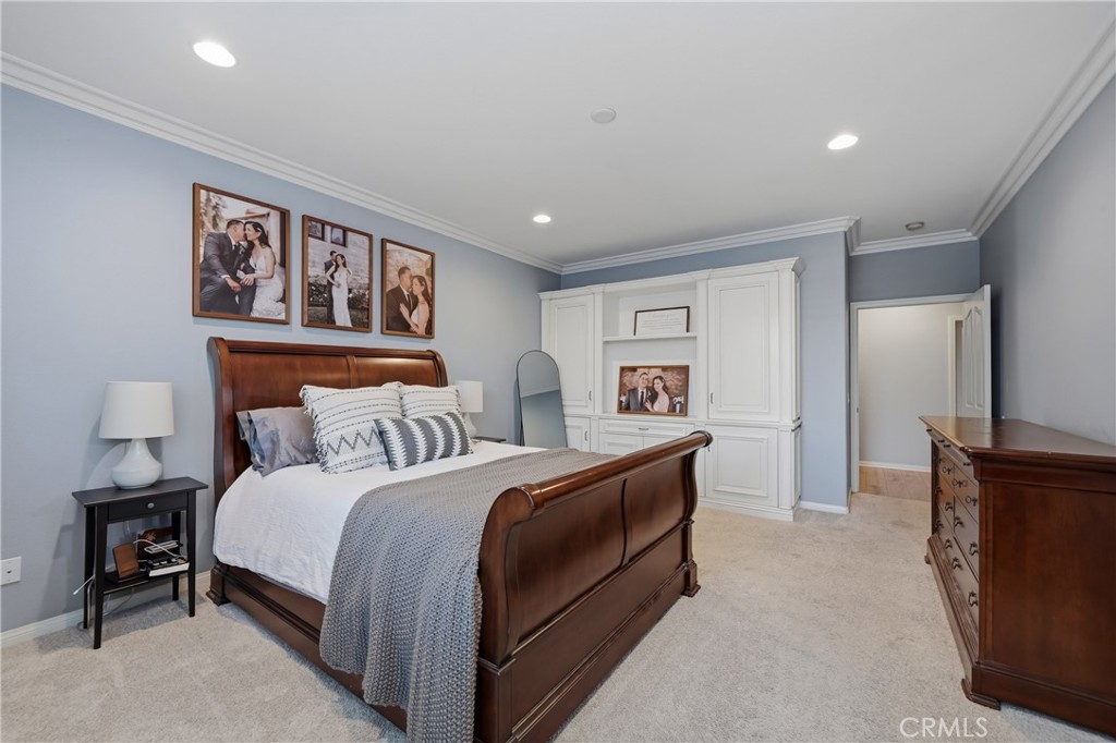 6704 Bull Thistle Court