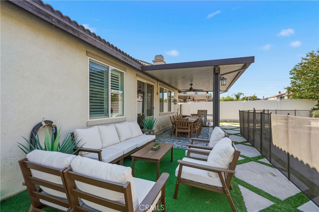 6704 Bull Thistle Court