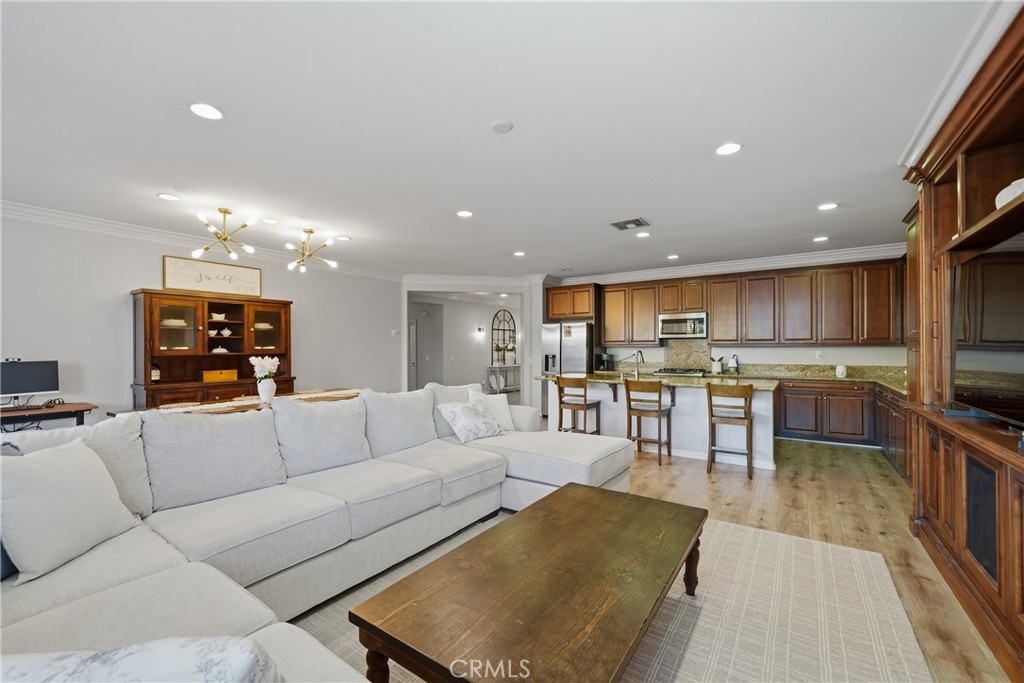6704 Bull Thistle Court