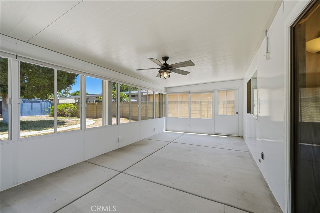 4605 E Silverleaf