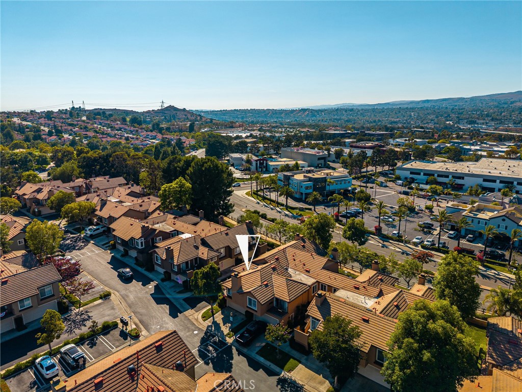 8131 E Oak Ridge