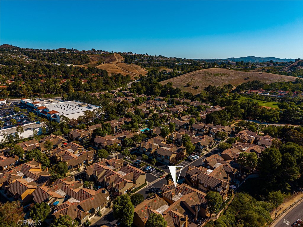 8131 E Oak Ridge