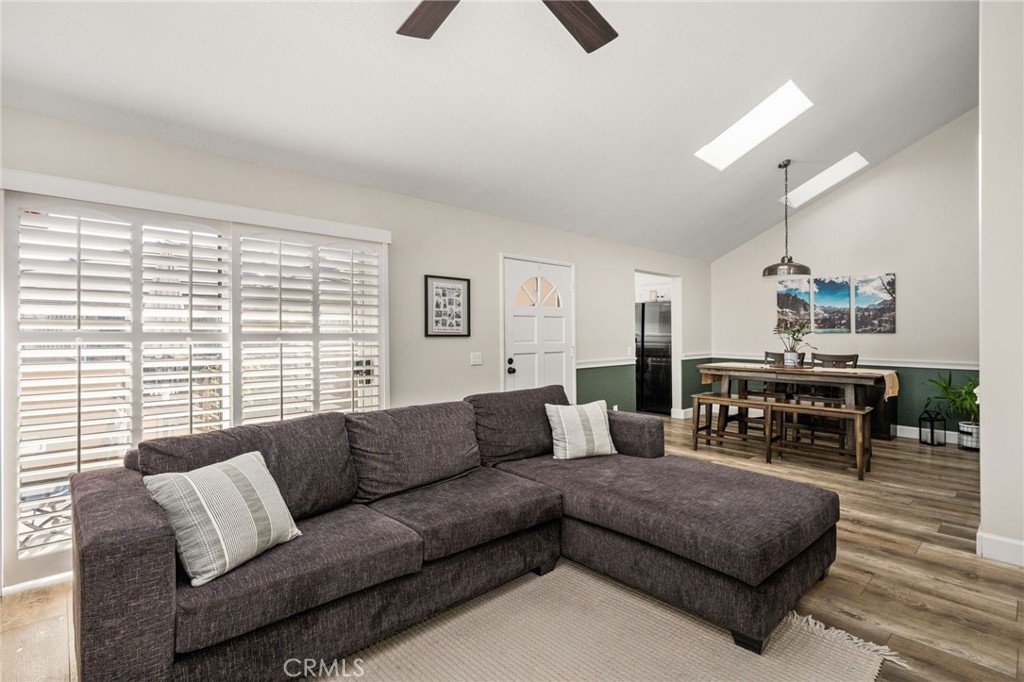 8131 E Oak Ridge