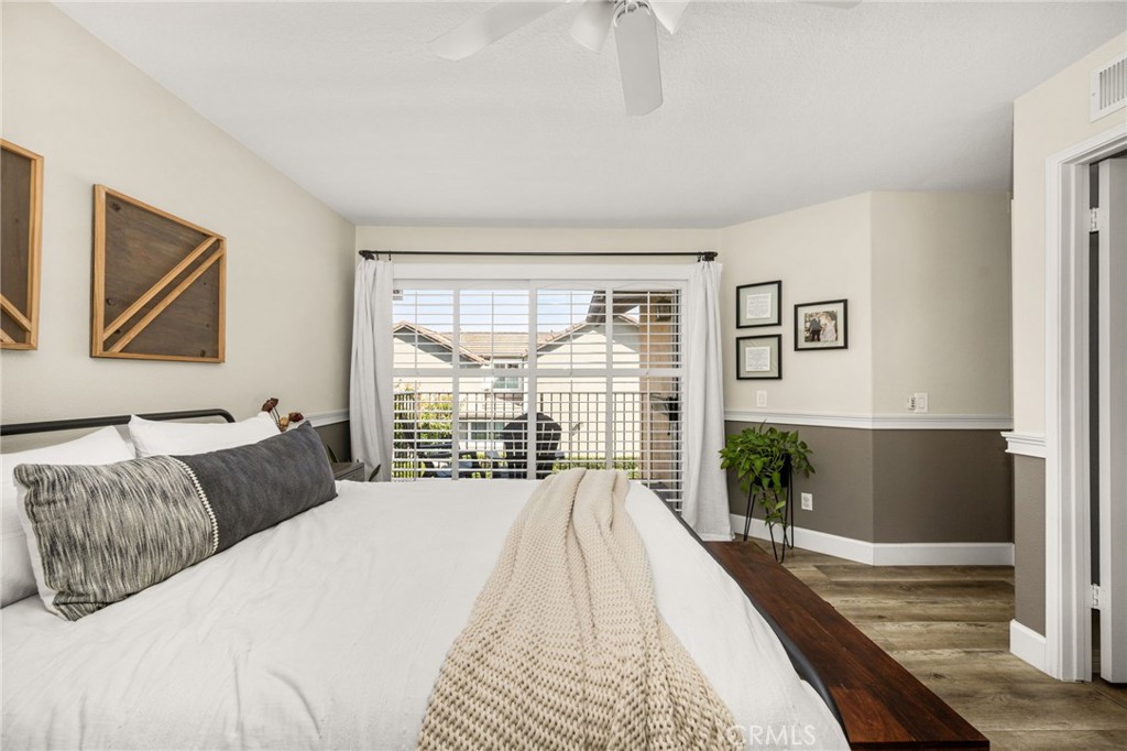 8131 E Oak Ridge