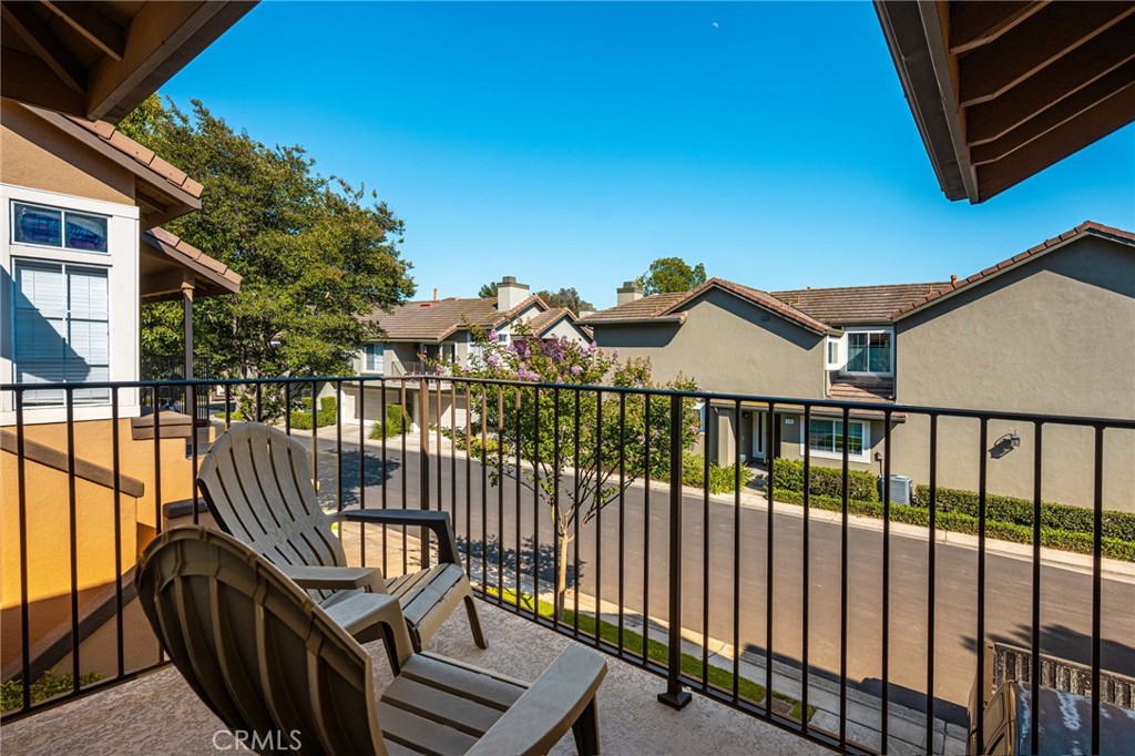 8131 E Oak Ridge