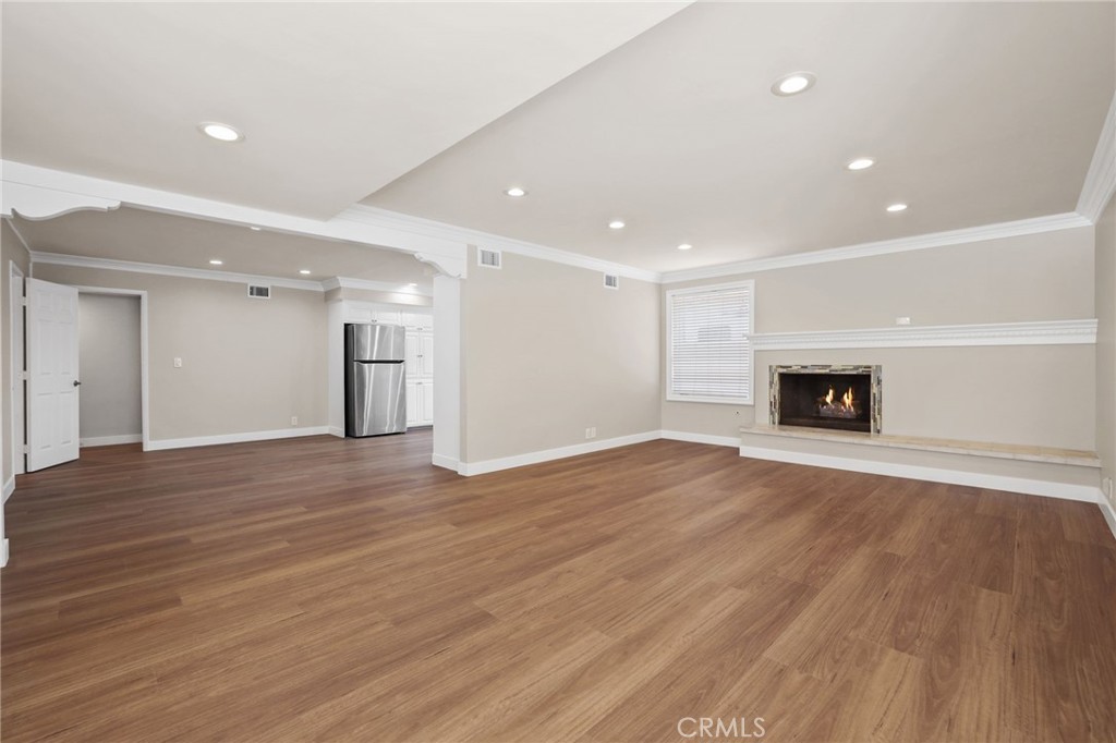 2932 Bostonian