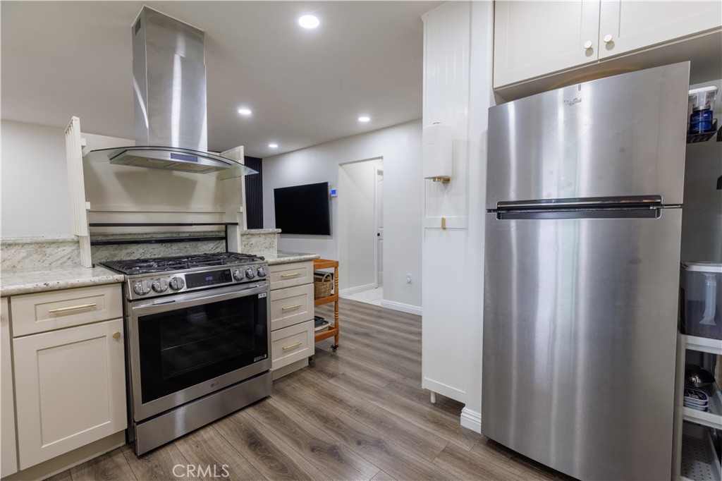 9200 Westminster 87