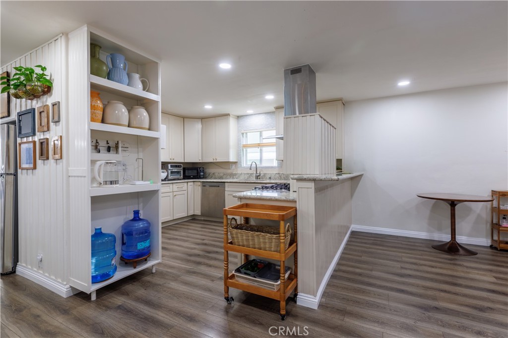 9200 Westminster 87
