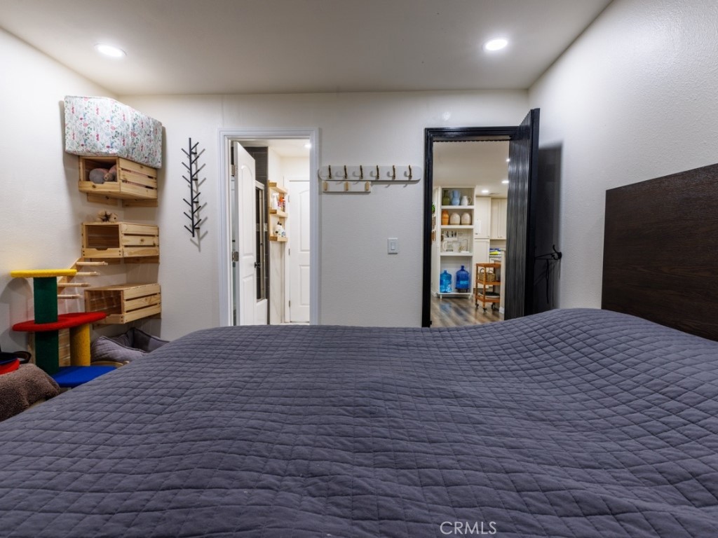 9200 Westminster 87