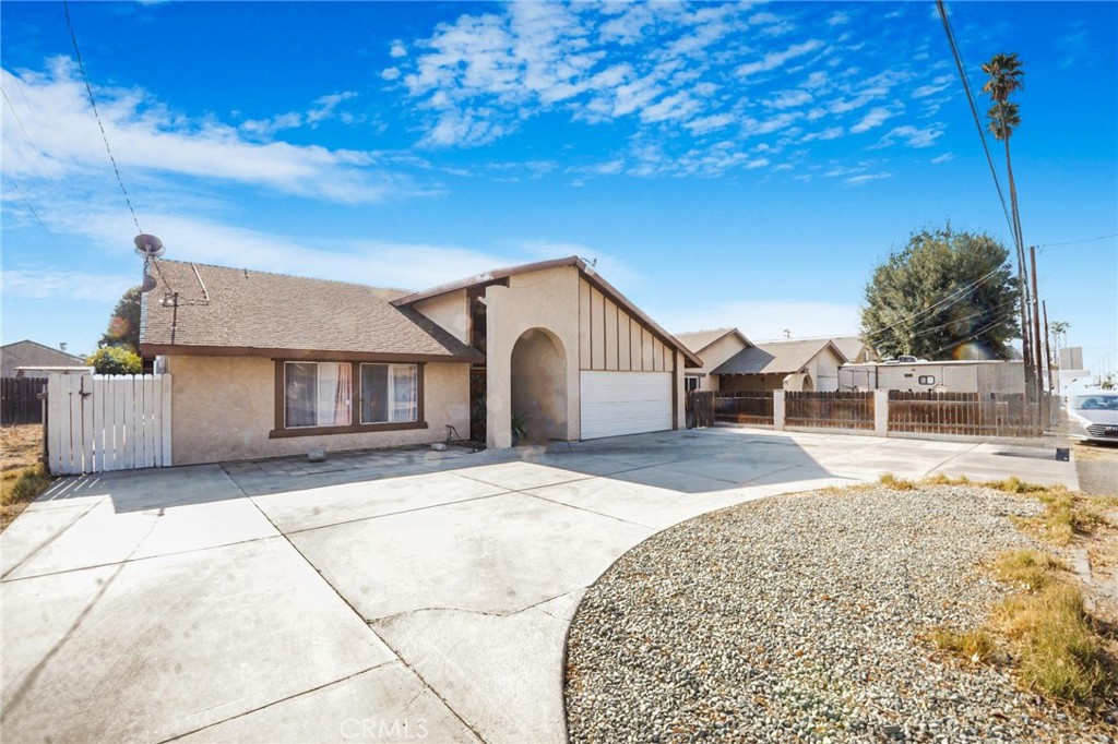 40785 Johnston