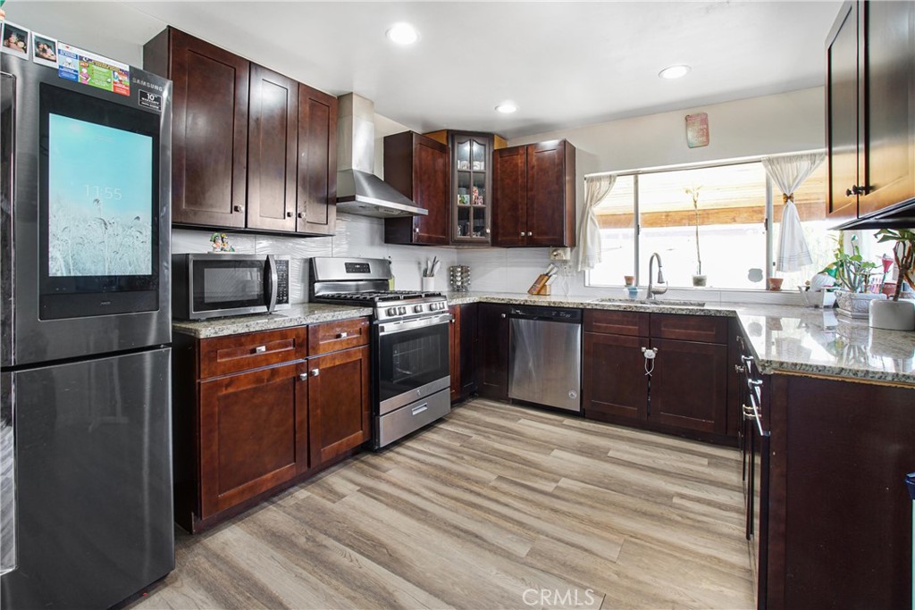 40785 Johnston