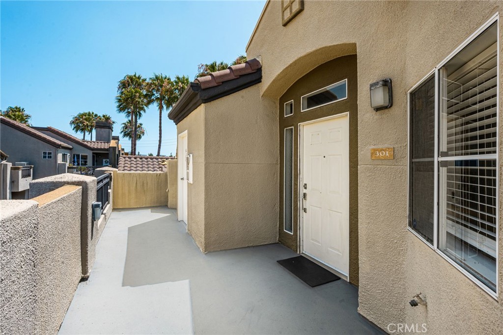 310 Lake Street 301
