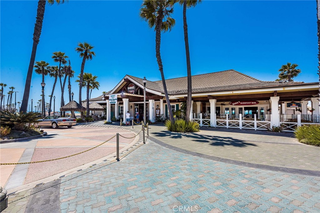 310 Lake Street 301