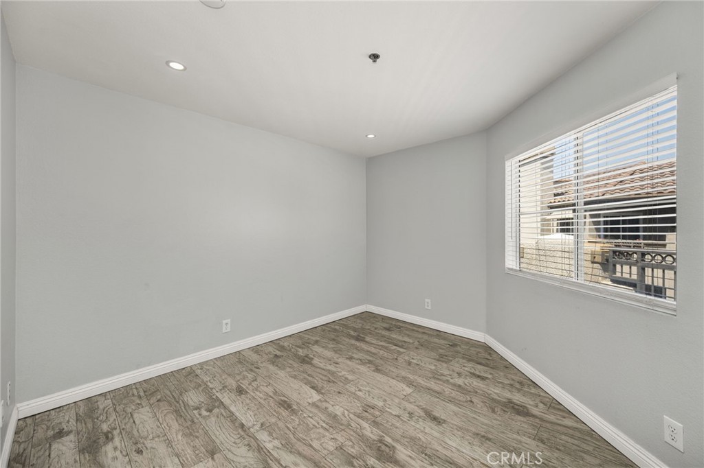 310 Lake Street 301