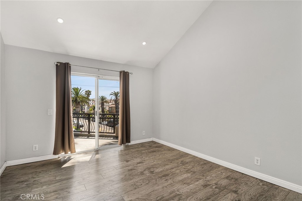 310 Lake Street 301