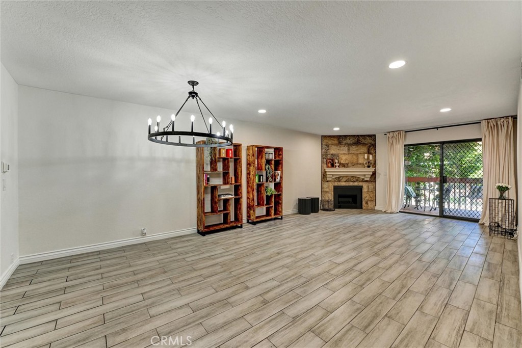 2101 E 21st
