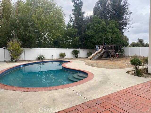 2129 El Rancho