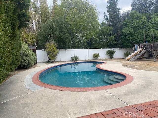 2129 El Rancho