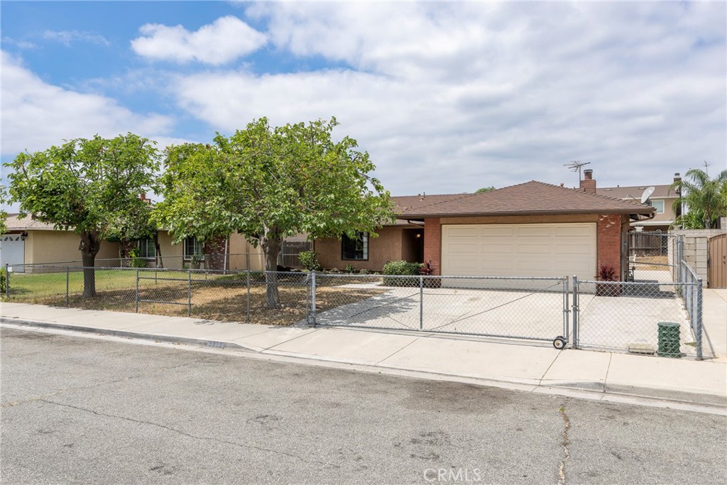 9330 Westeria