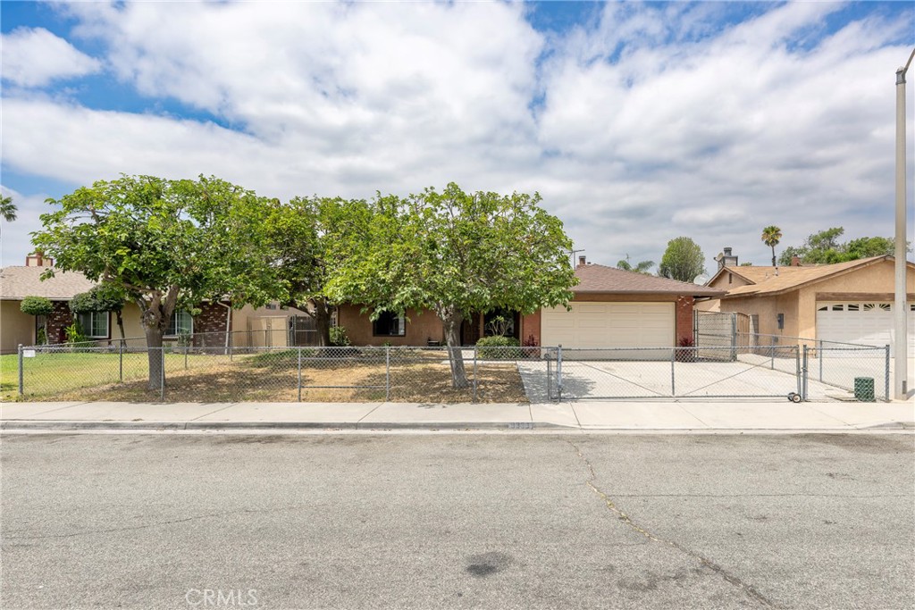 9330 Westeria