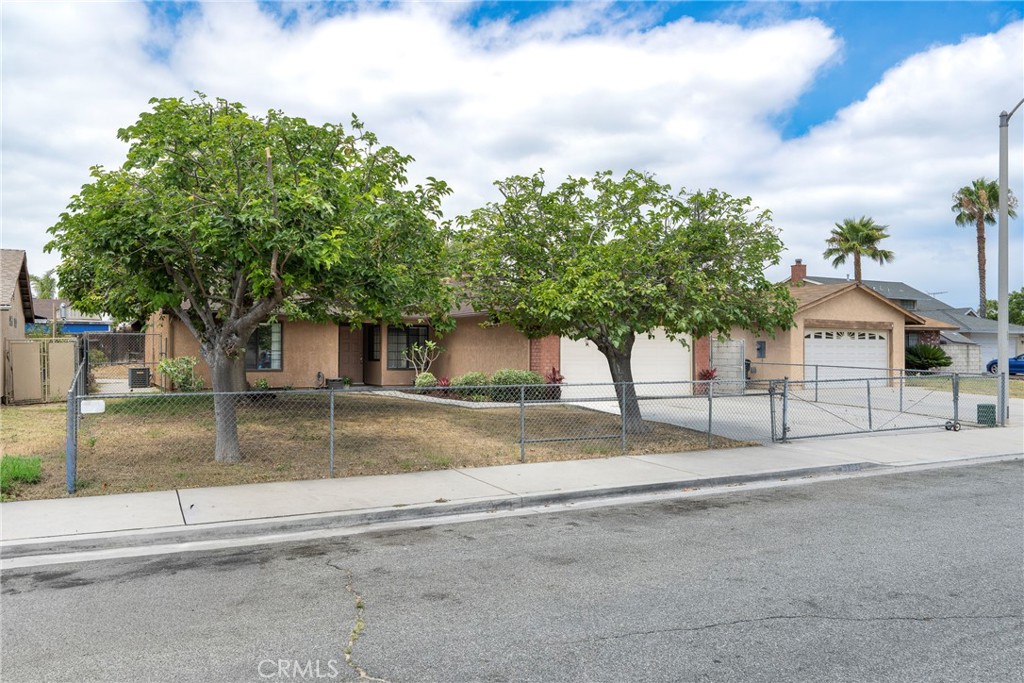 9330 Westeria