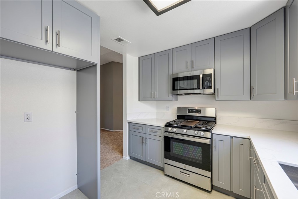 9330 Westeria