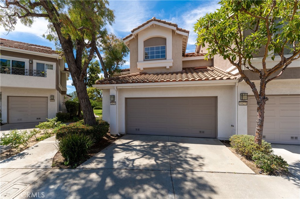 1029 S Dewcrest