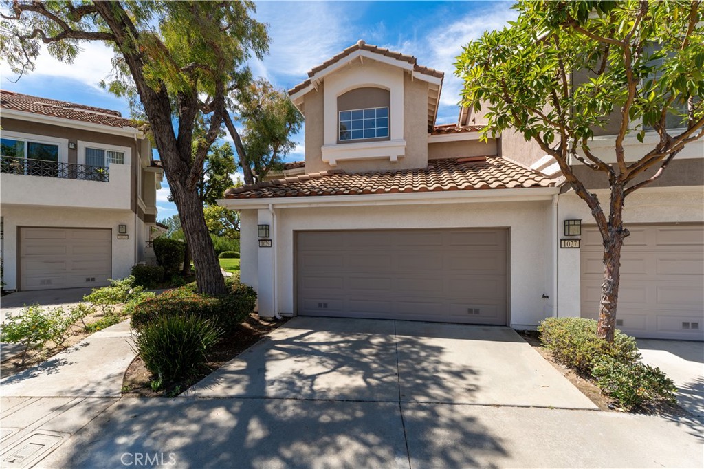1029 S Dewcrest