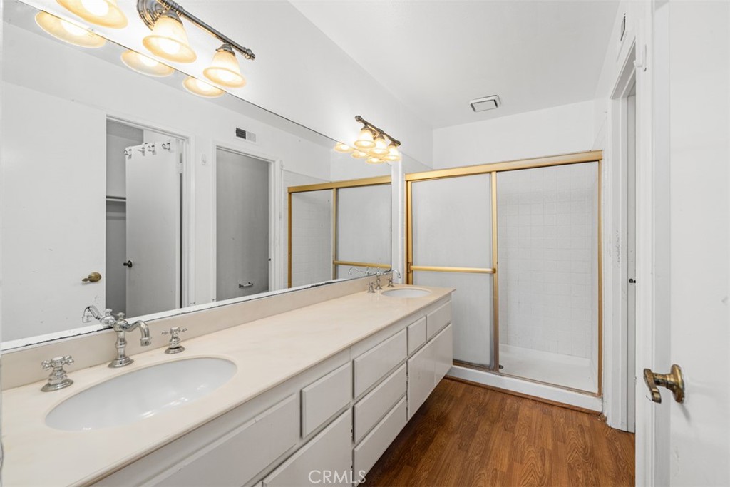 2322 S Mira Court