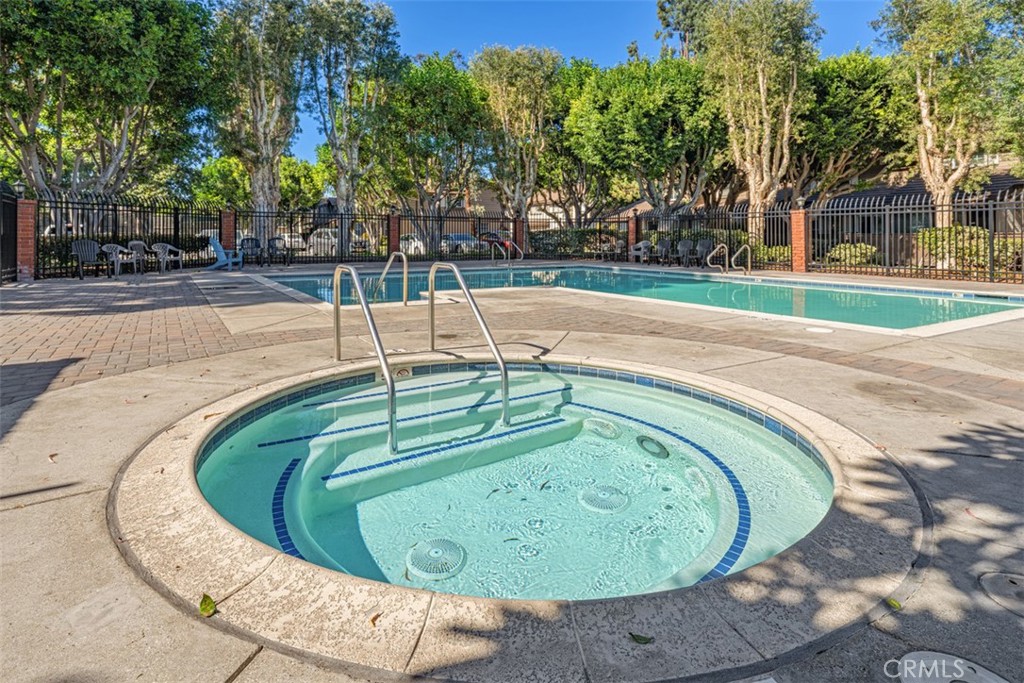 2322 S Mira Court