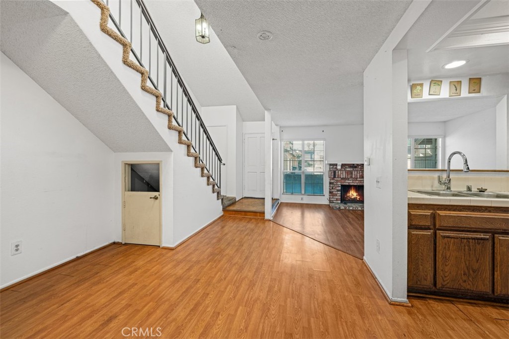 2322 S Mira Court