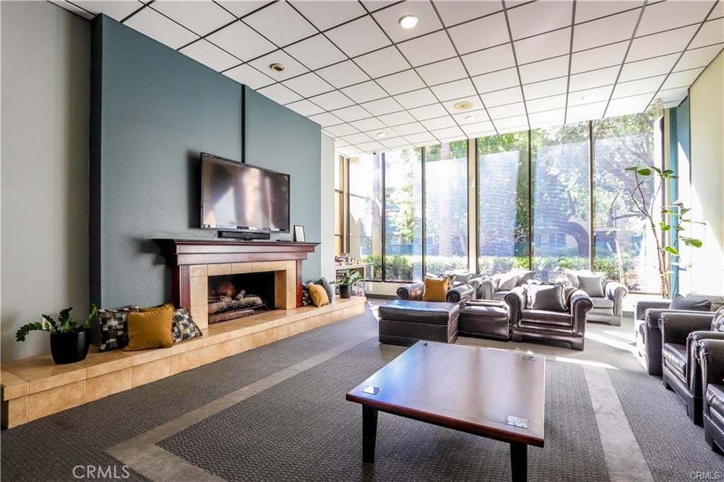 448 N Bellflower 216