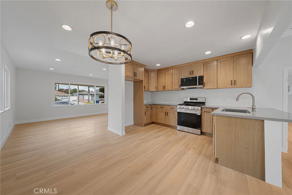 4508 Deland