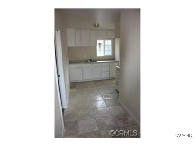 515.5 Broadway E