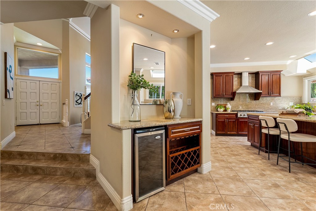 970 S Barton Court