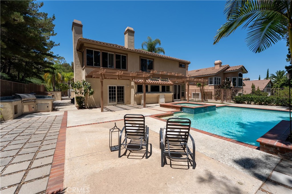 970 S Barton Court