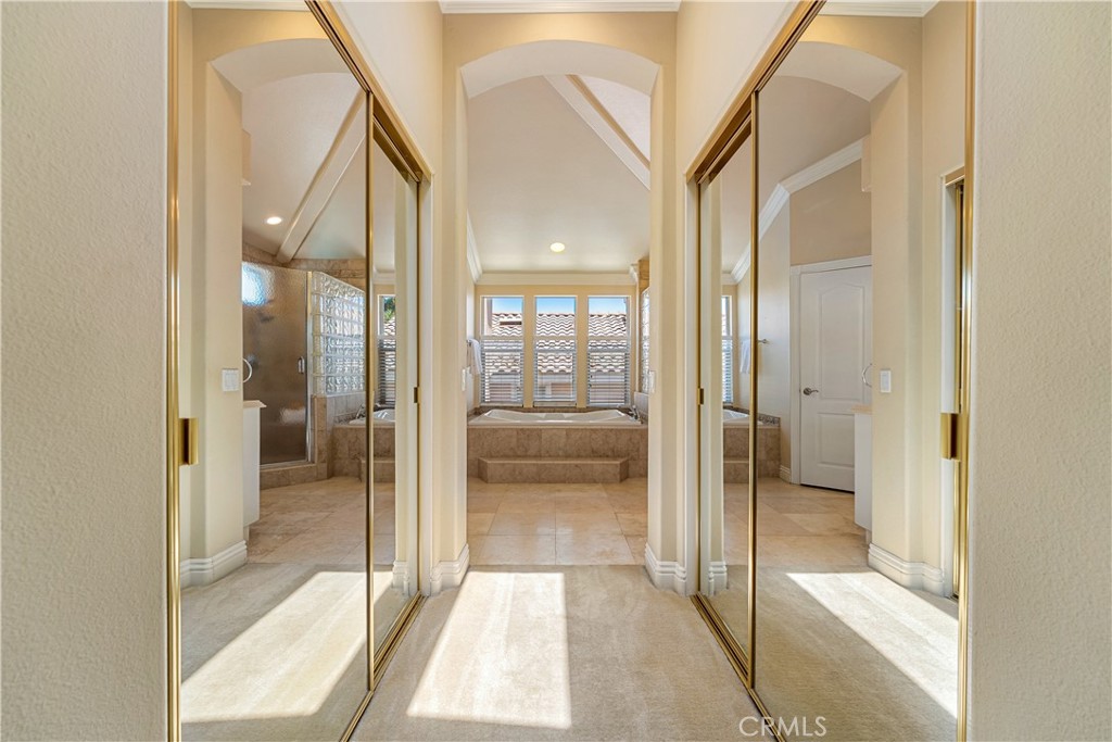 970 S Barton Court