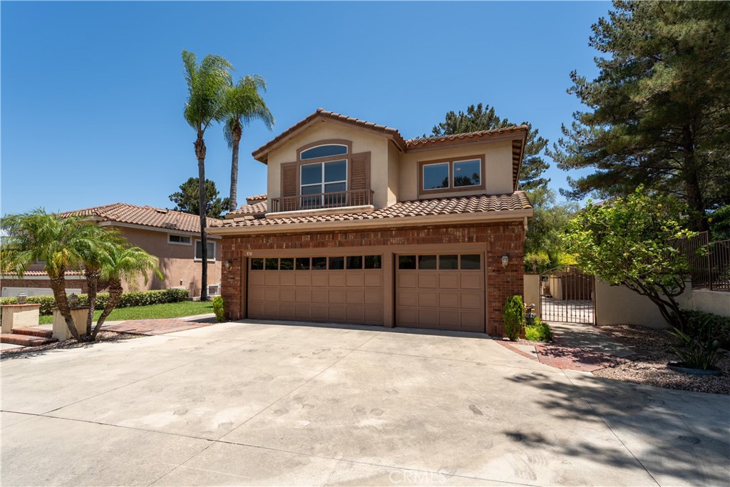 970 S Barton Court